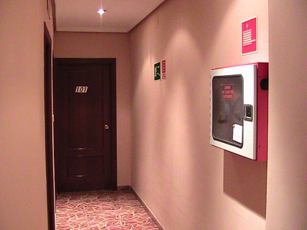 Hotel Manises Exterior foto